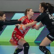 Csernyánszki Liliána "darálóban" Fotó: DVSC Kézilabda Csernyánszki Liliána "darálóban" Fotó: DVSC Kézilabda