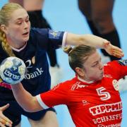 Hámori Konszuéla akcióban  Fotó: DVSC Kézilabda