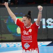 Hornyák Dóra elbúcsúzott Fotó: DVSC Kézilabda Hornyák Dóra elbúcsúzott Fotó: DVSC Kézilabda
