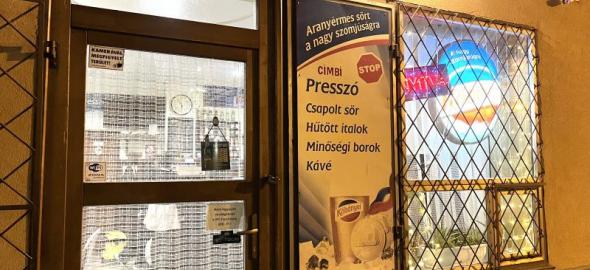 A retró jelleg kívülről is érződik